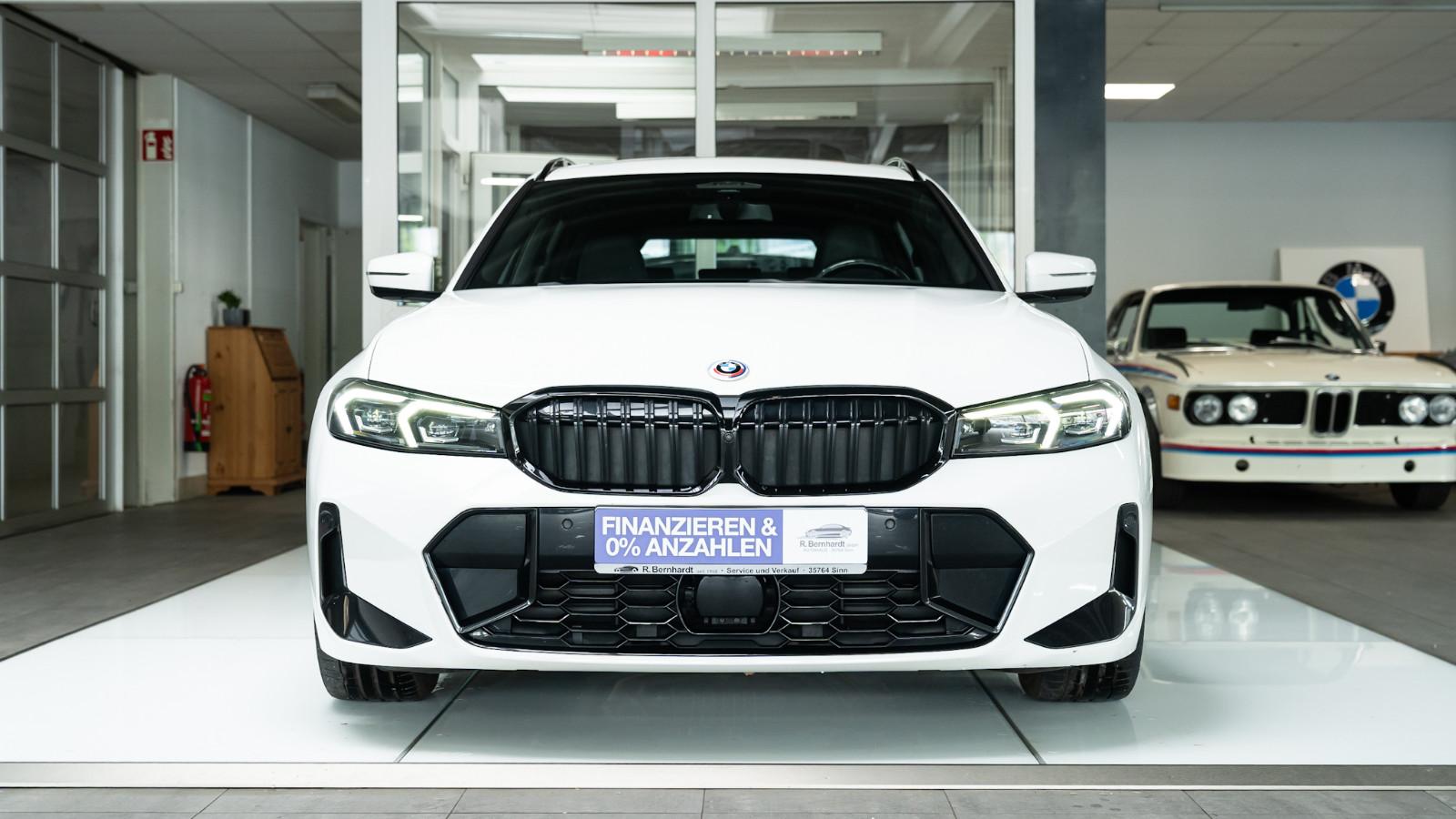 BMW 330d xDrive M Sport 360°Kam PanoDa schwAHK uvm.