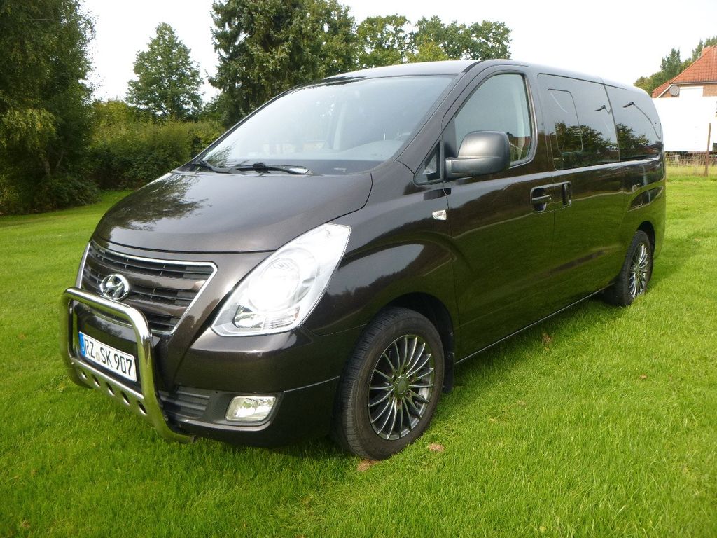 Image of Hyundai H-1 Starex