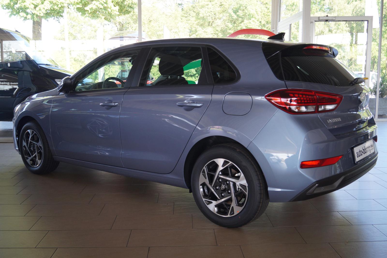 Hyundai i30 1.0 T-GDI NAVI-KAMERA-LED-TEMPOM-SHZG-2xPDC-
