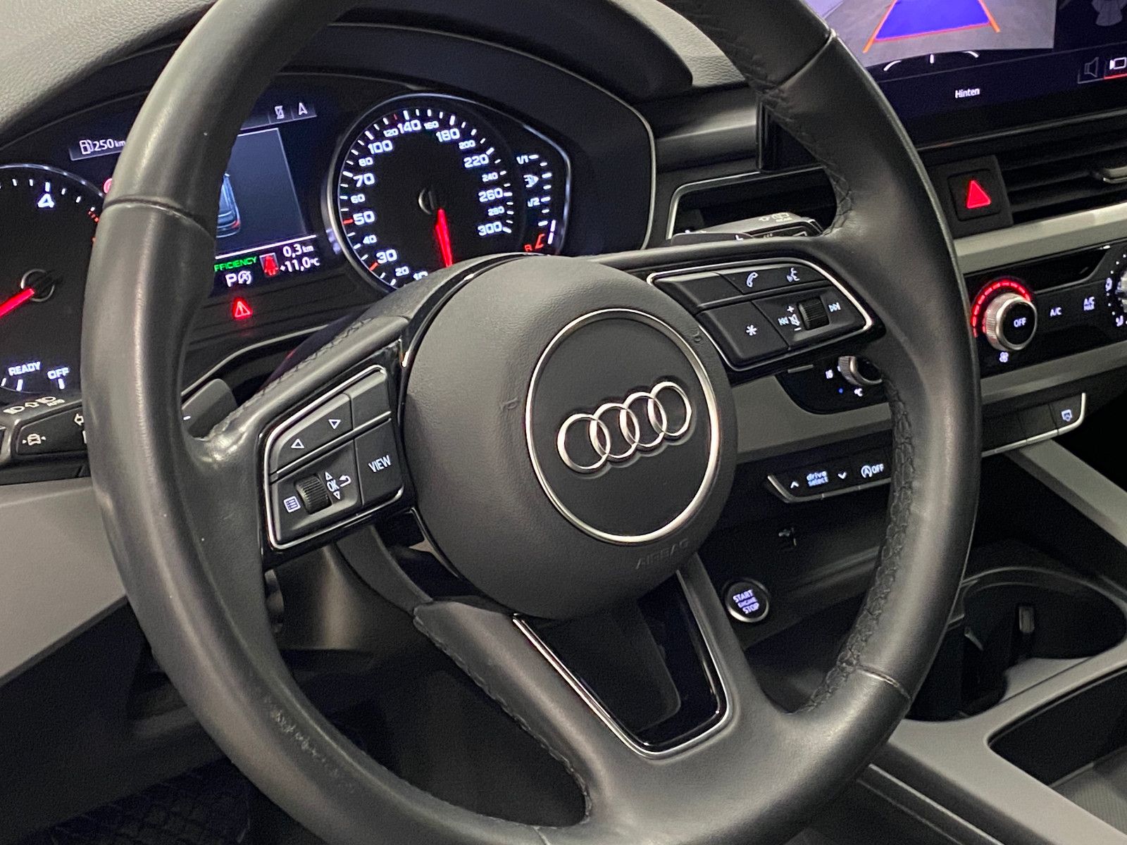 Audi A4 - Bild 9