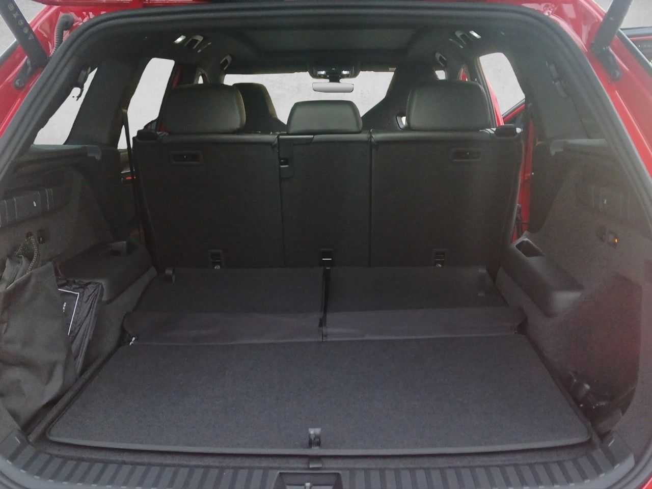 Fahrzeugabbildung SKODA Kodiaq RS 4x4 TSI 7 -Sitzer Panoramadach HeadUp