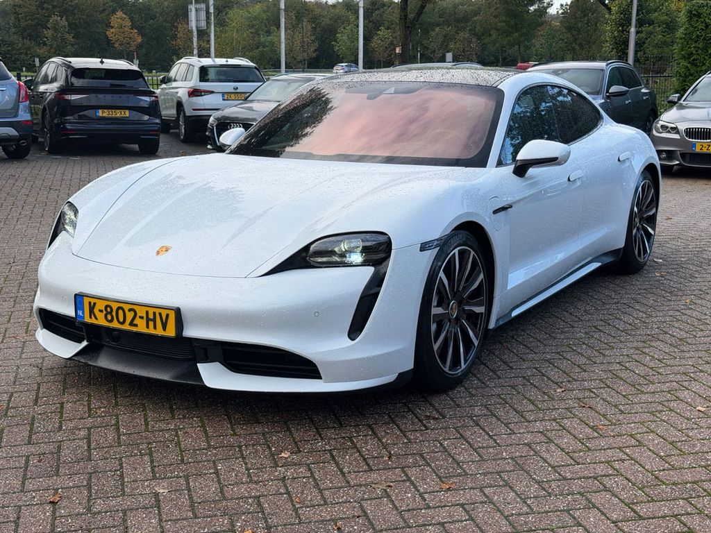 Image of Porsche Taycan