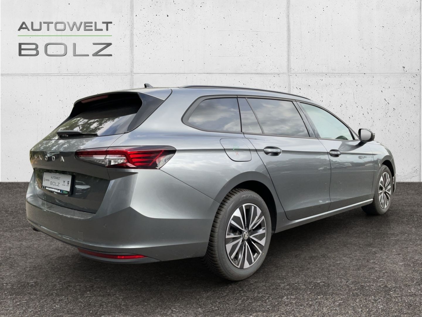 Skoda Superb - Bild 3