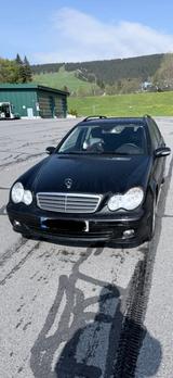 Mercedes-Benz 220