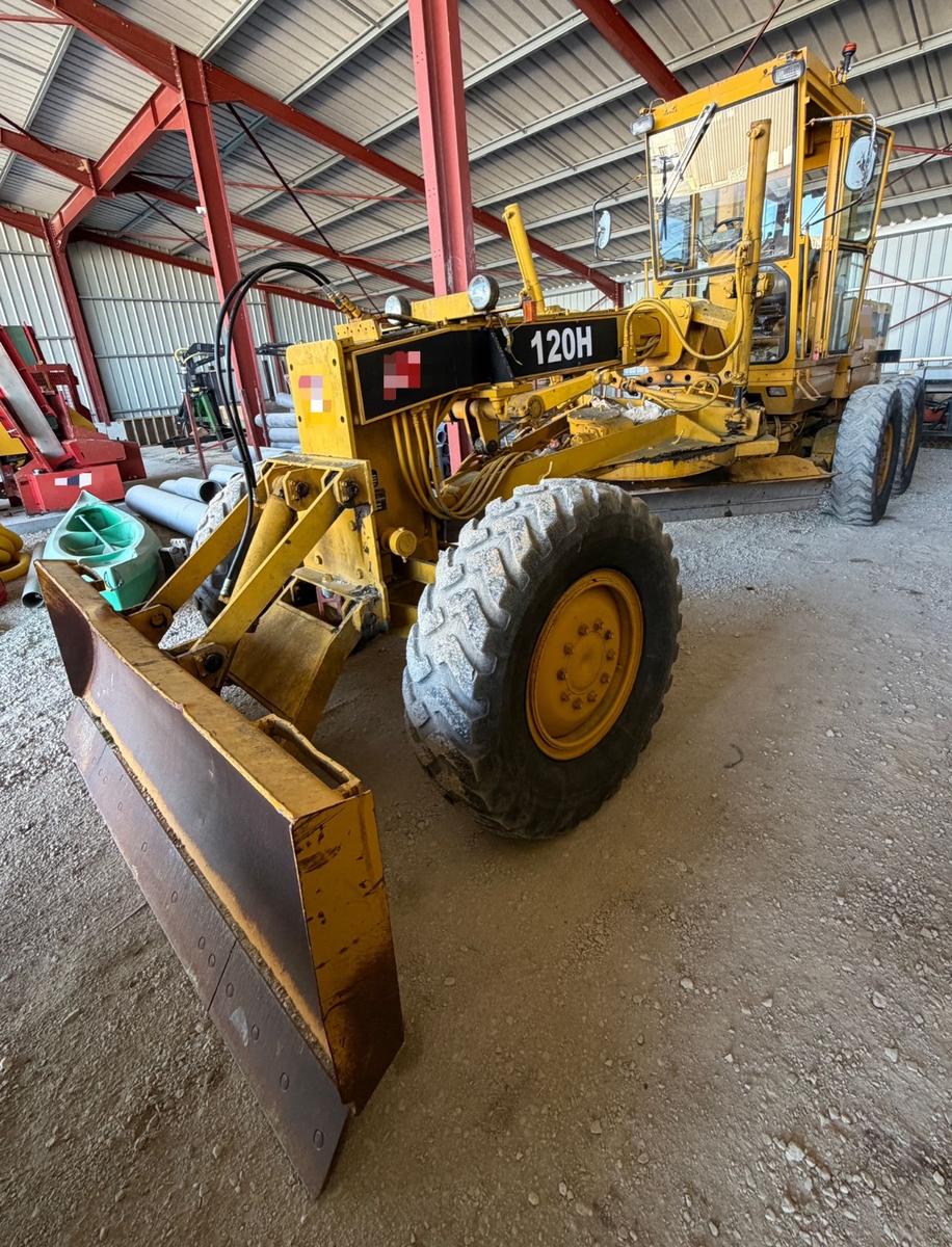 Mitsubishi MG 230*BJ 1996/4.300H/Front und Mittelschild*