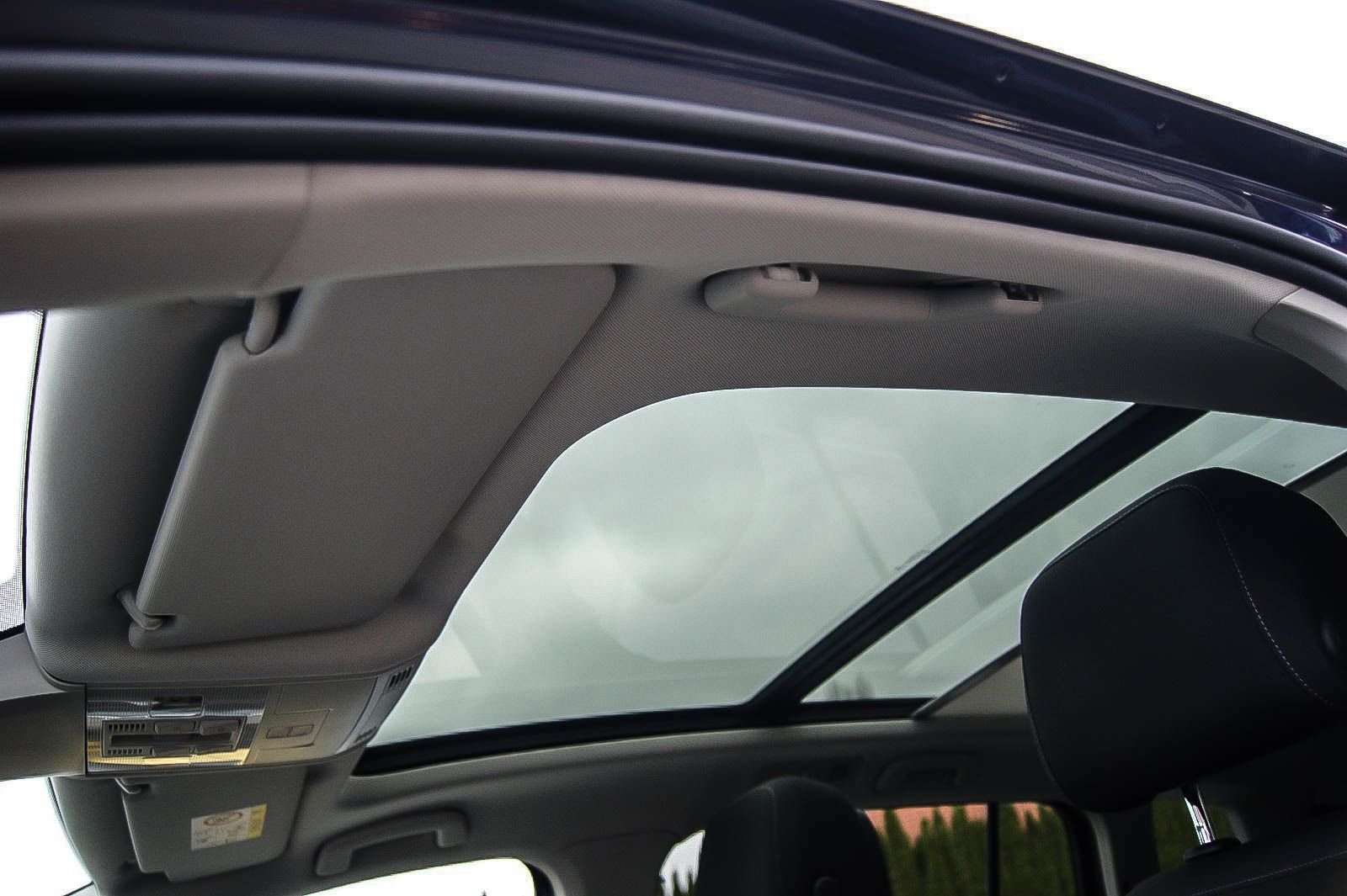 Fahrzeugabbildung Volkswagen Touran 14TSI Highline DSG PANORAMA STDHZG 7SITZE