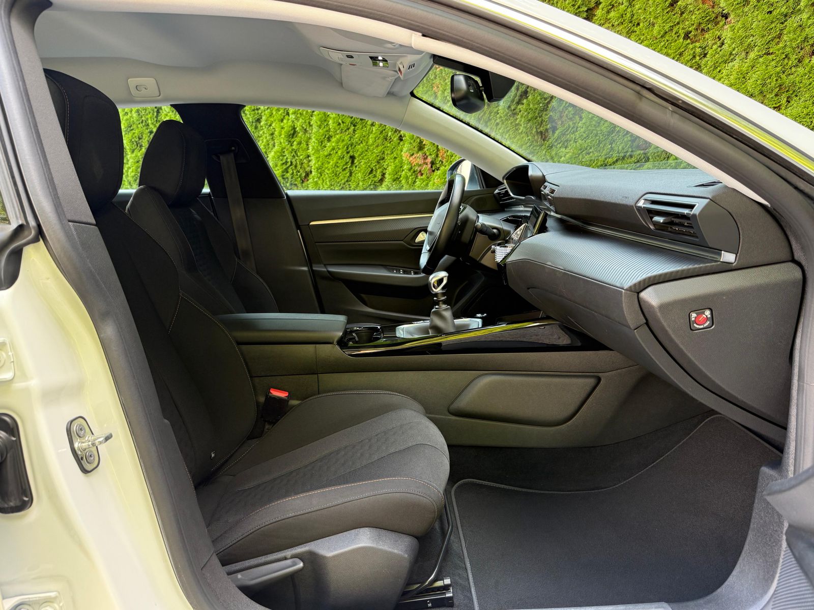 Fahrzeugabbildung Peugeot 508 1.5 Blue-HDI Active NAV+SHZ+KAM180°+TEMP+MFL
