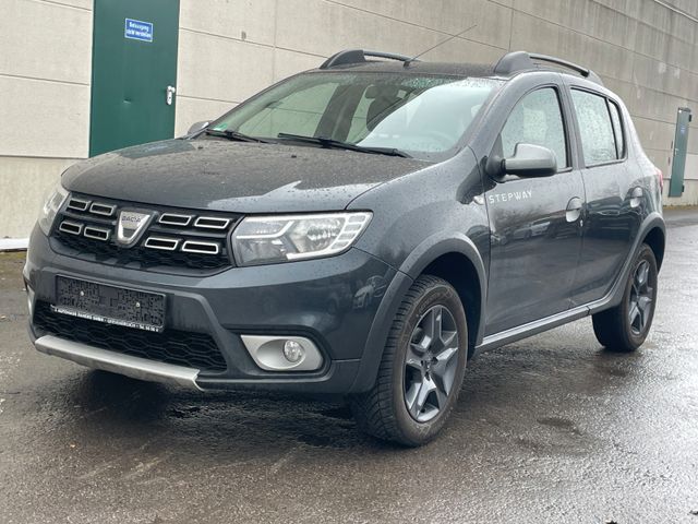 Dacia Sandero Stepway Celebration *Navi*Kamera*Klima