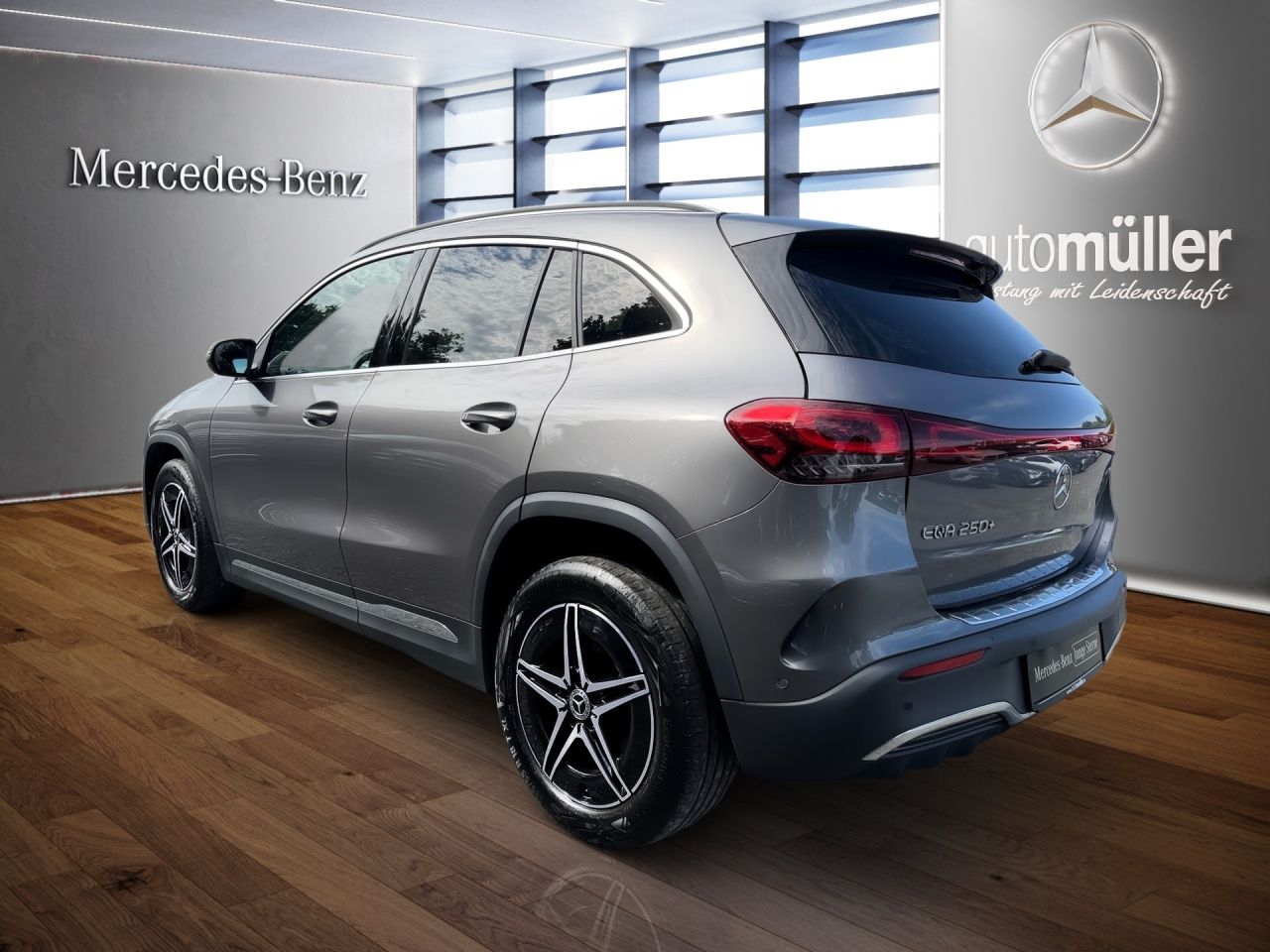 Fahrzeugabbildung Mercedes-Benz EQA 250+ BONUS+AMG+BURM+NIGHT+CARPL+LED+KAMERA+