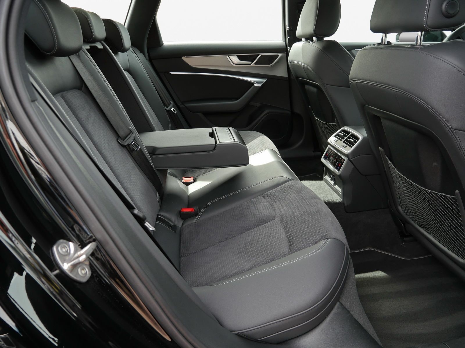 Audi S6 - Bild 16