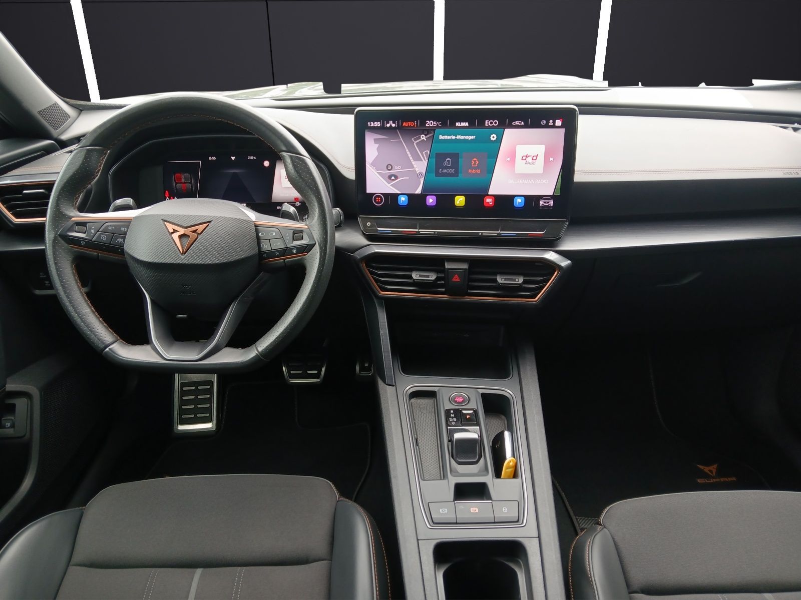 Fahrzeugabbildung CUPRA Formentor VZ e-HYBRID DSG LED ACC NAVI RFK SH 19