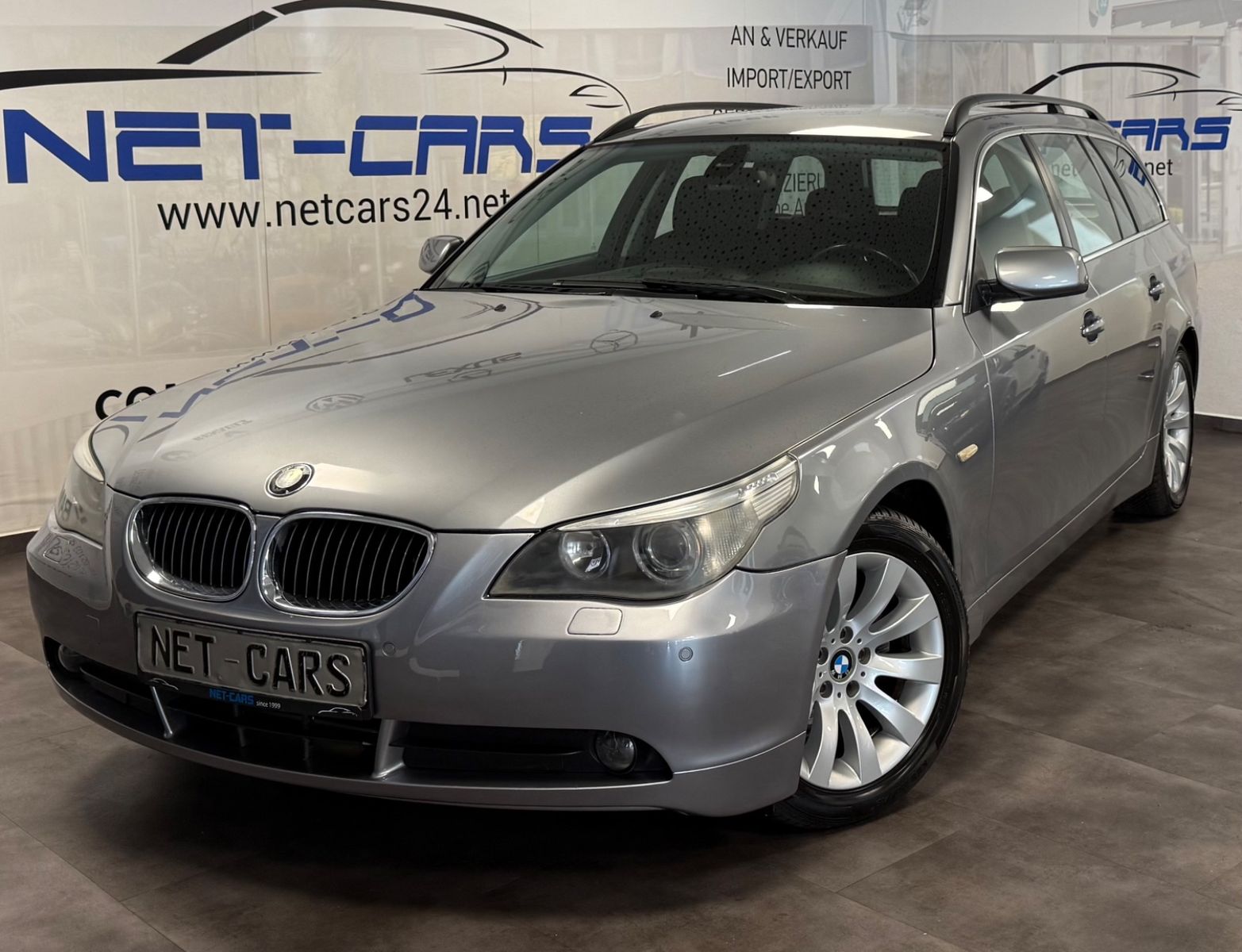 BMW BMW 523i Aut. Touring Edition*Klima*NAVi*AHK*Xenon