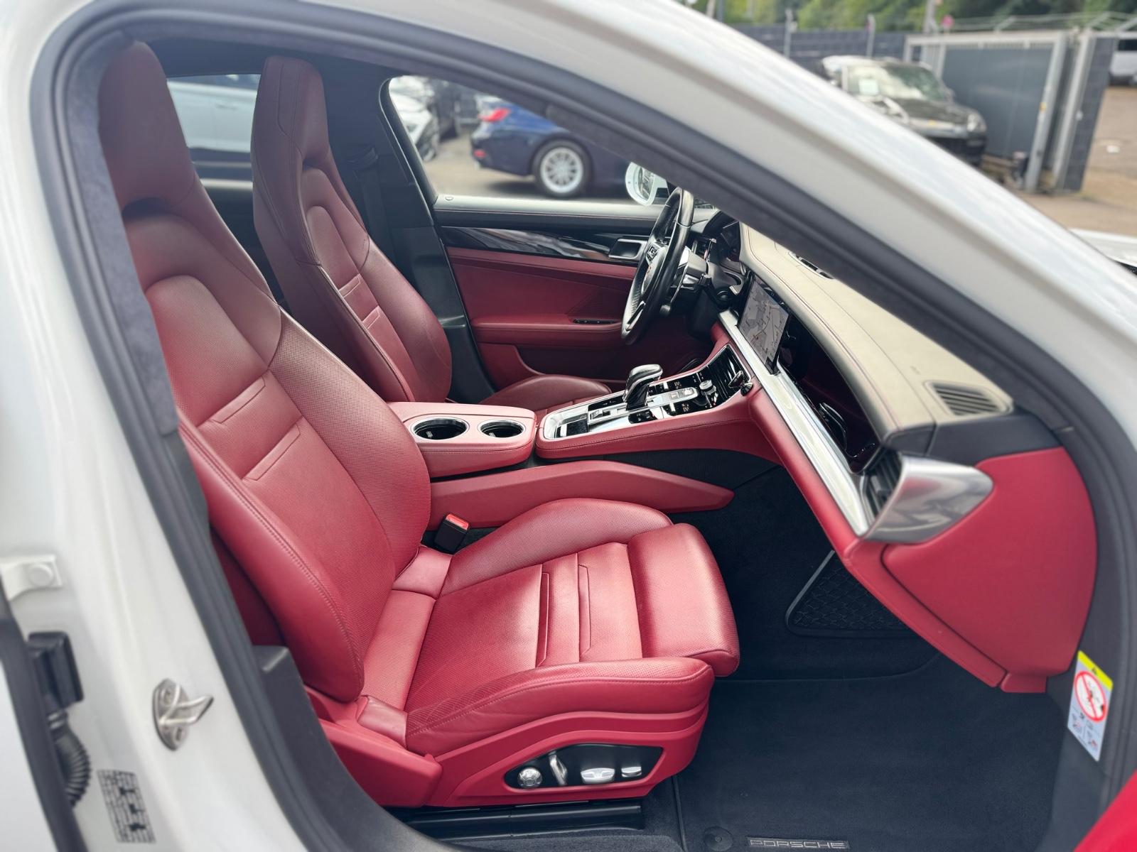 Porsche PANAMERA GTS*SPORT-DESIGN*SOFTCLOSE*SPORT-ABGAS*