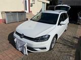 Volkswagen Golf 1.6 TDI DSG Sound Variant Sound