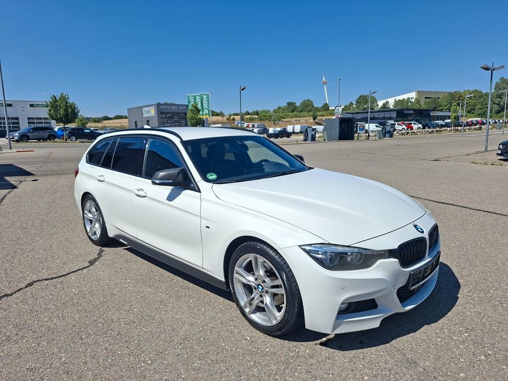 Image of BMW 320