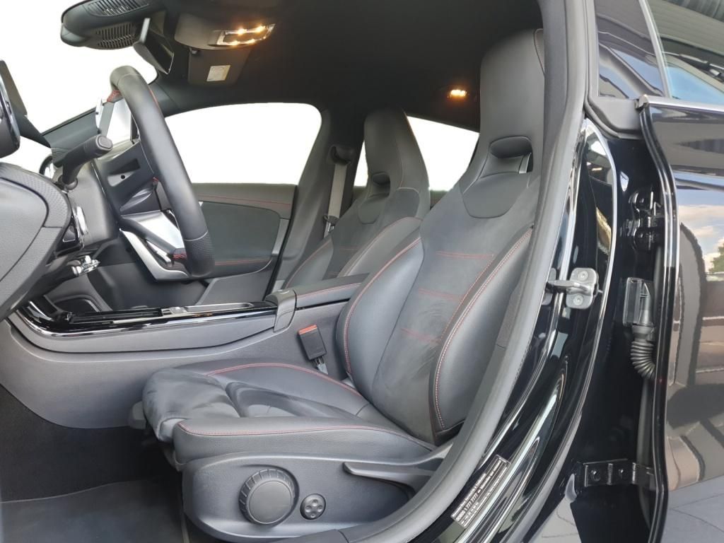 Fahrzeugabbildung Mercedes-Benz CLA 200 d Shooting Brake AMG Line*el. Heckklappe