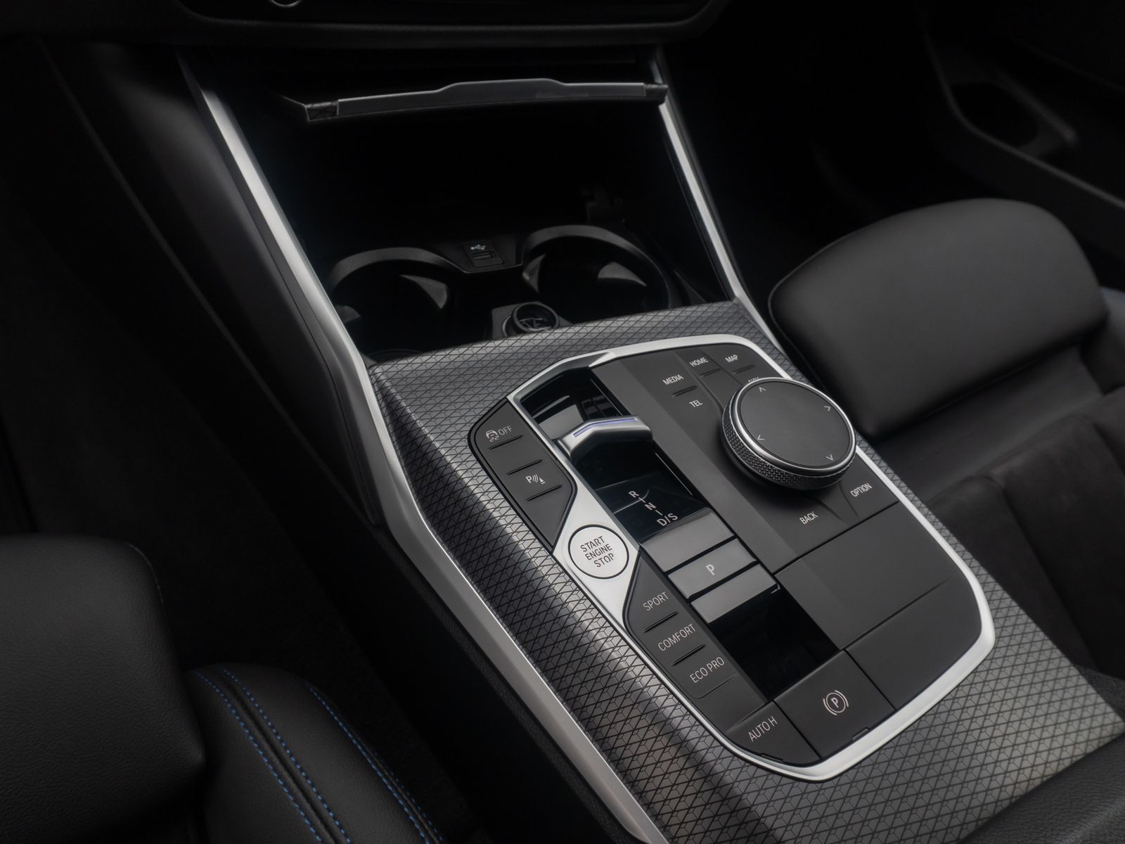 Fahrzeugabbildung BMW 320d xD M Sport Komfort DAB Cockpit+ Geschwindig