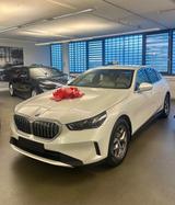 BMW 520i Limousine - BMW i5 in Berlin