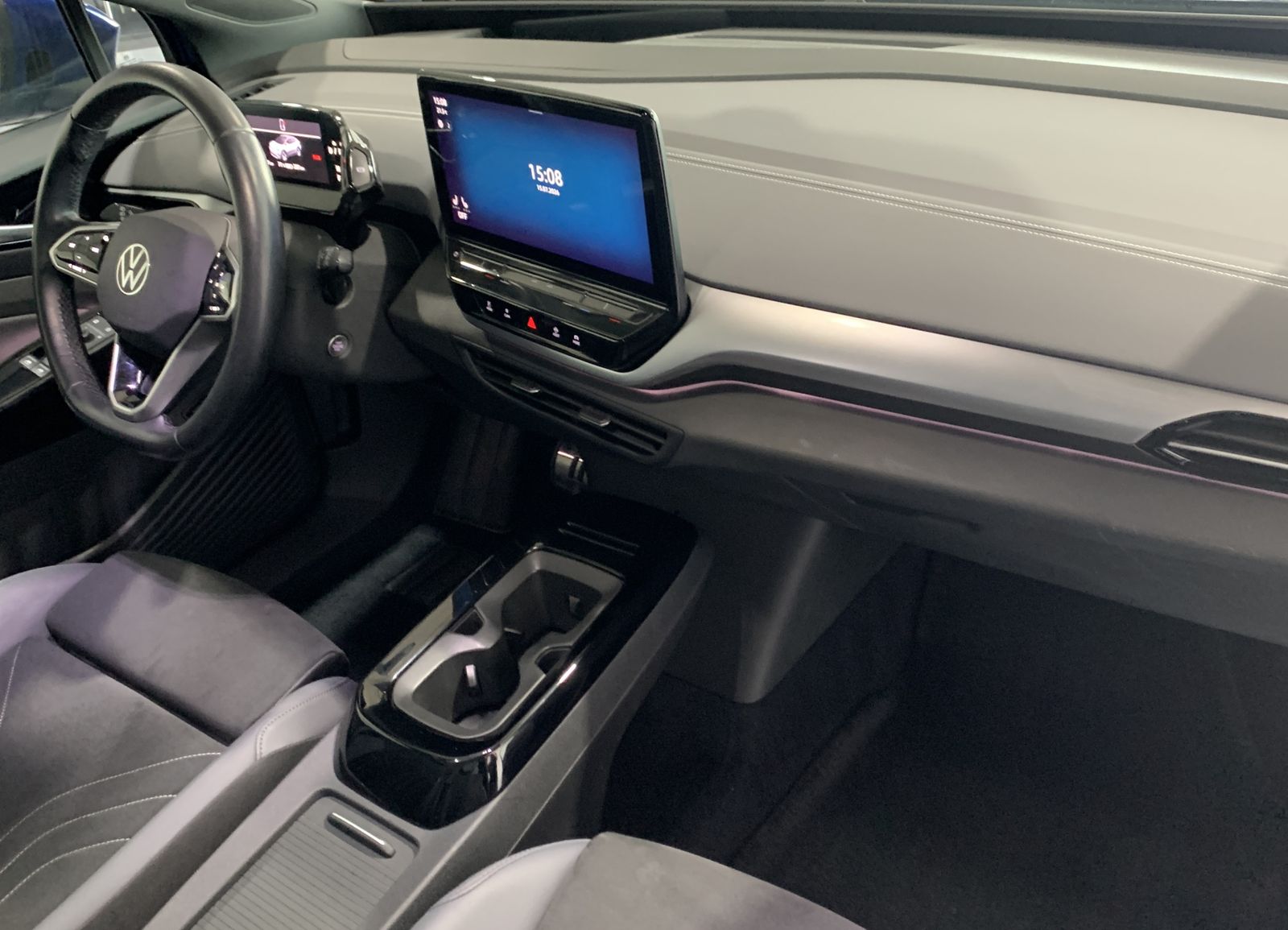 Fahrzeugabbildung Volkswagen ID.4 Pro Performance*IQ.LIGHT*HUD*Cam*Leder*Pano