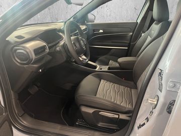Jeep Avenger 1.2 Overland 4xe *ACC*Allrad*NAVI*