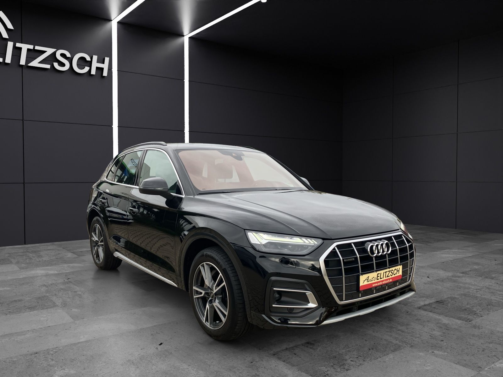 Fahrzeugabbildung Audi Q5 40 TDI advanced quattro Matrix AHK Navi AVC A