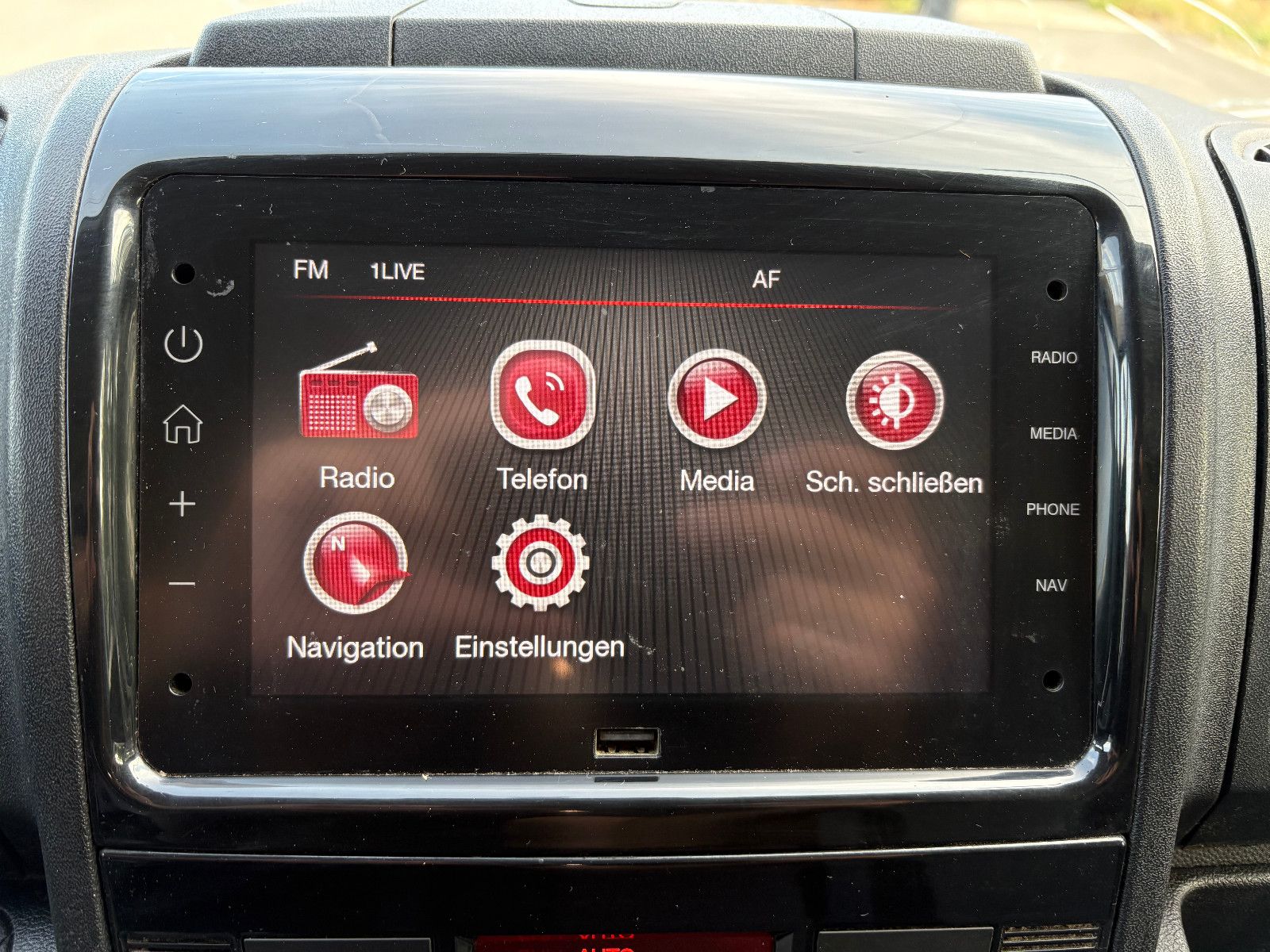 Fahrzeugabbildung Fiat Ducato Maxi Grossr.-Kasten 35 140 L5H2 RS: 4035