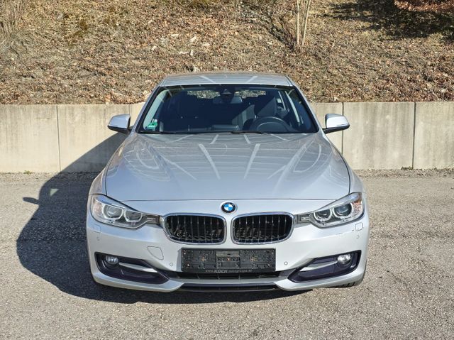 BMW 320d Touring Sport xDrive*Navi*8-Fach*Bi-Xenon