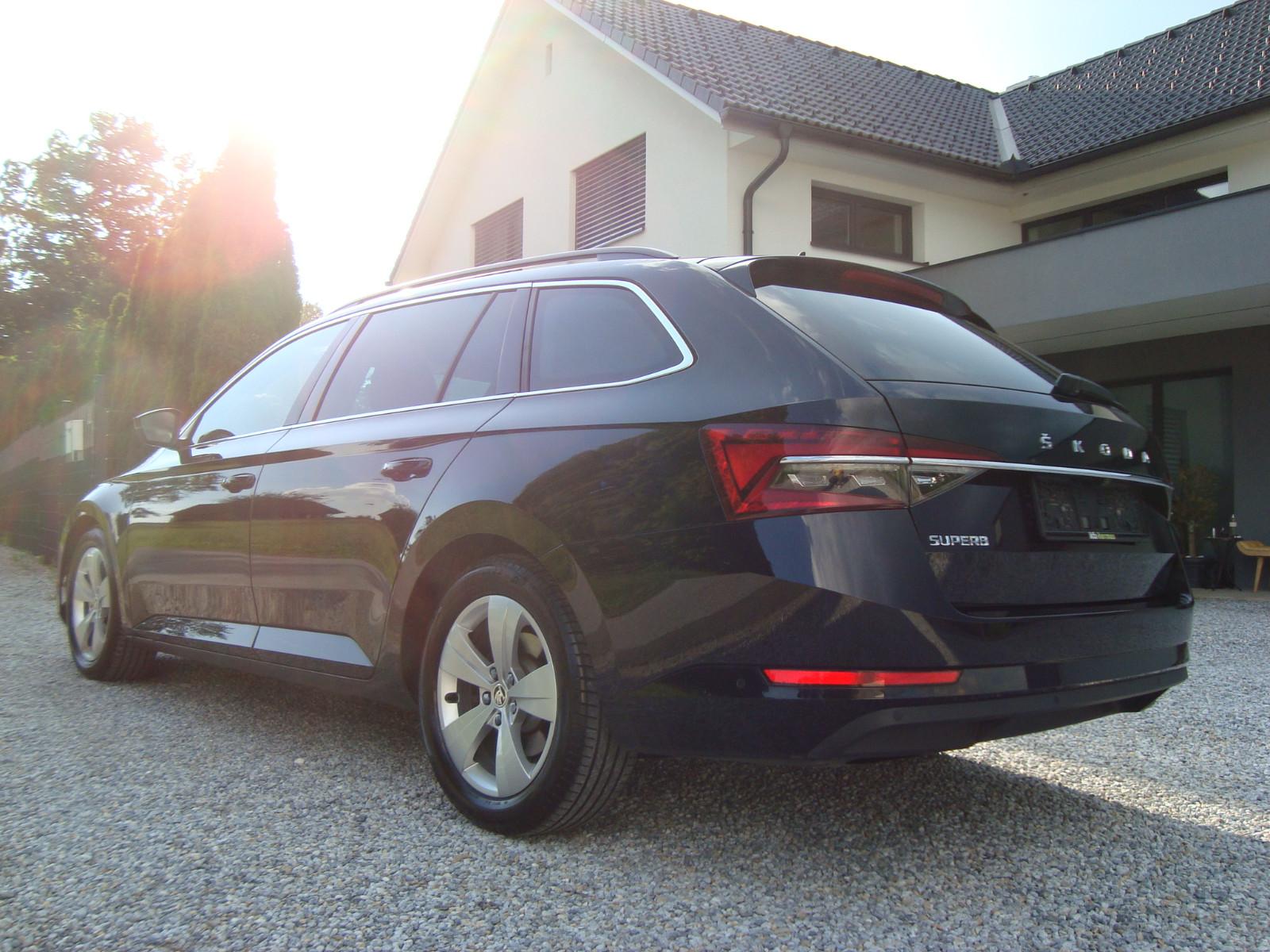 Skoda Superb Kombi 2,0 TDI Style DSG 1-Hand