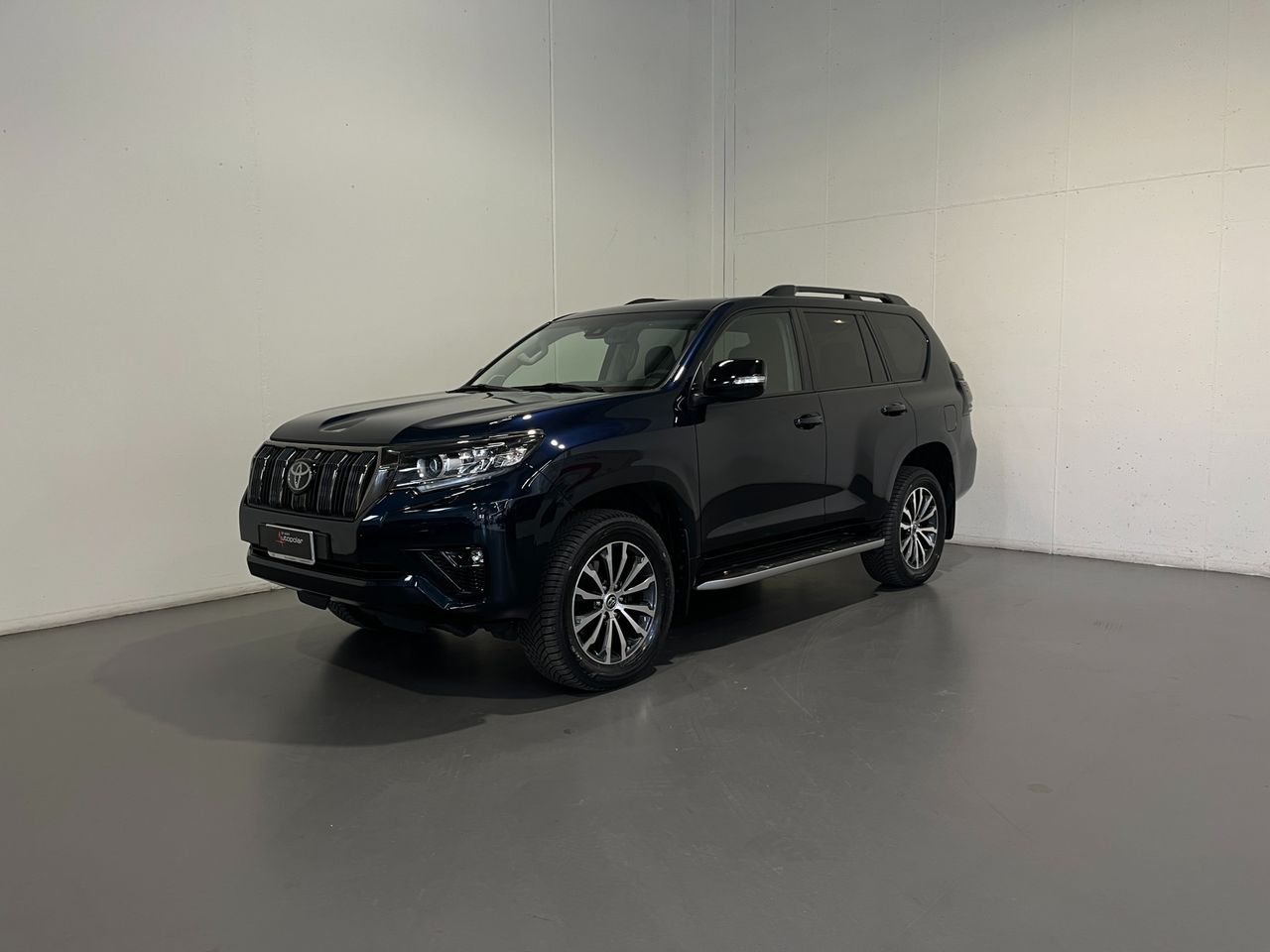 Toyota TOYOTA LAND CRUISER 2.8D-4 AUTO EXECUTIVE imagem 2