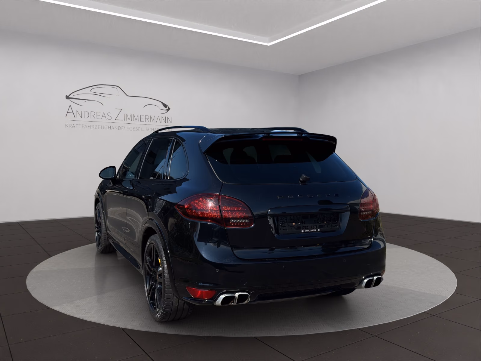 Porsche Cayenne Turbo S SPORT-DESIGN/PANORAMA/PCCB!
