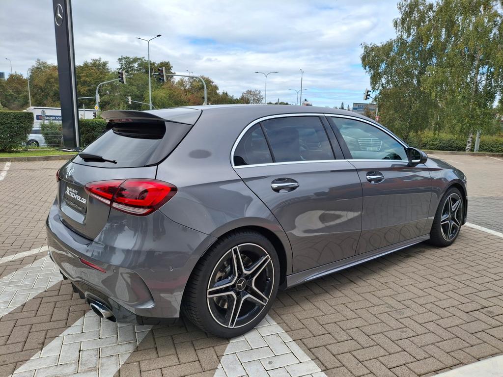 Mercedes-Benz A 35 AMG