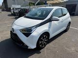 Toyota Aygo AYGO x-play Team D*AppleCar Play* - Toyota Aygo (X) Gebrauchtwagen in Köln