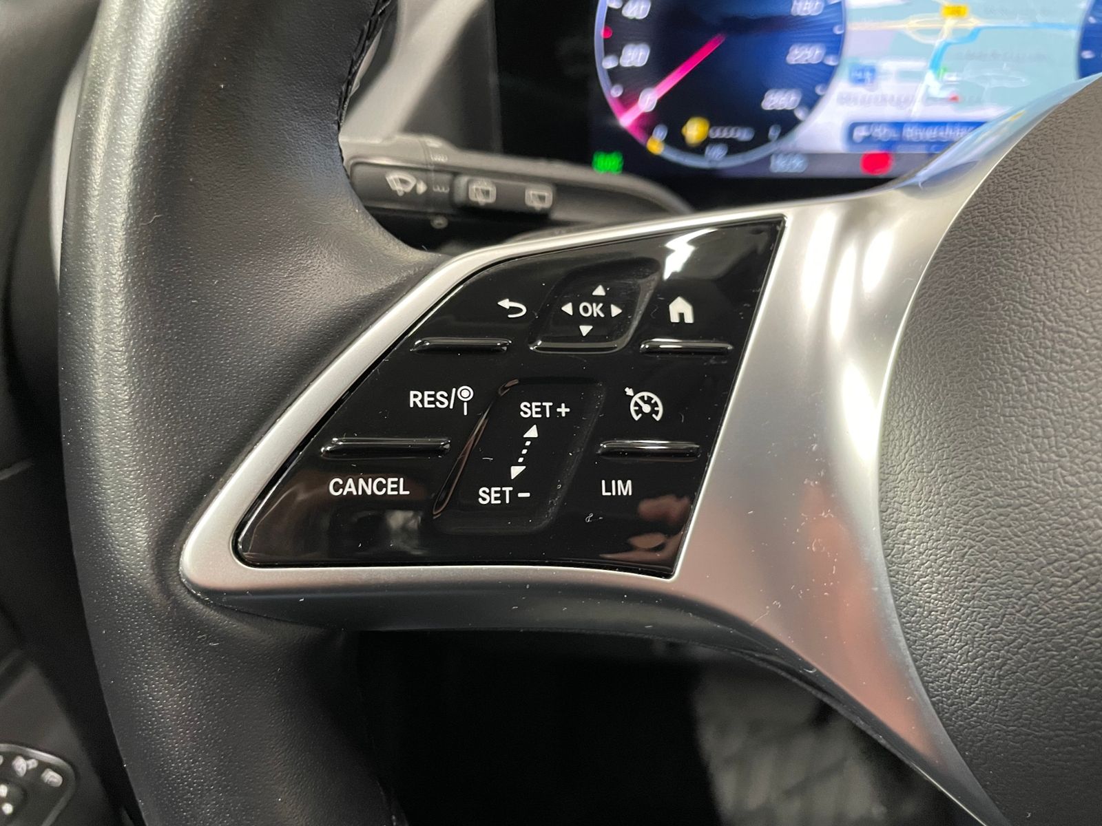 B Klasse 200 Progressive DCT NAVI SHZ RFK LED