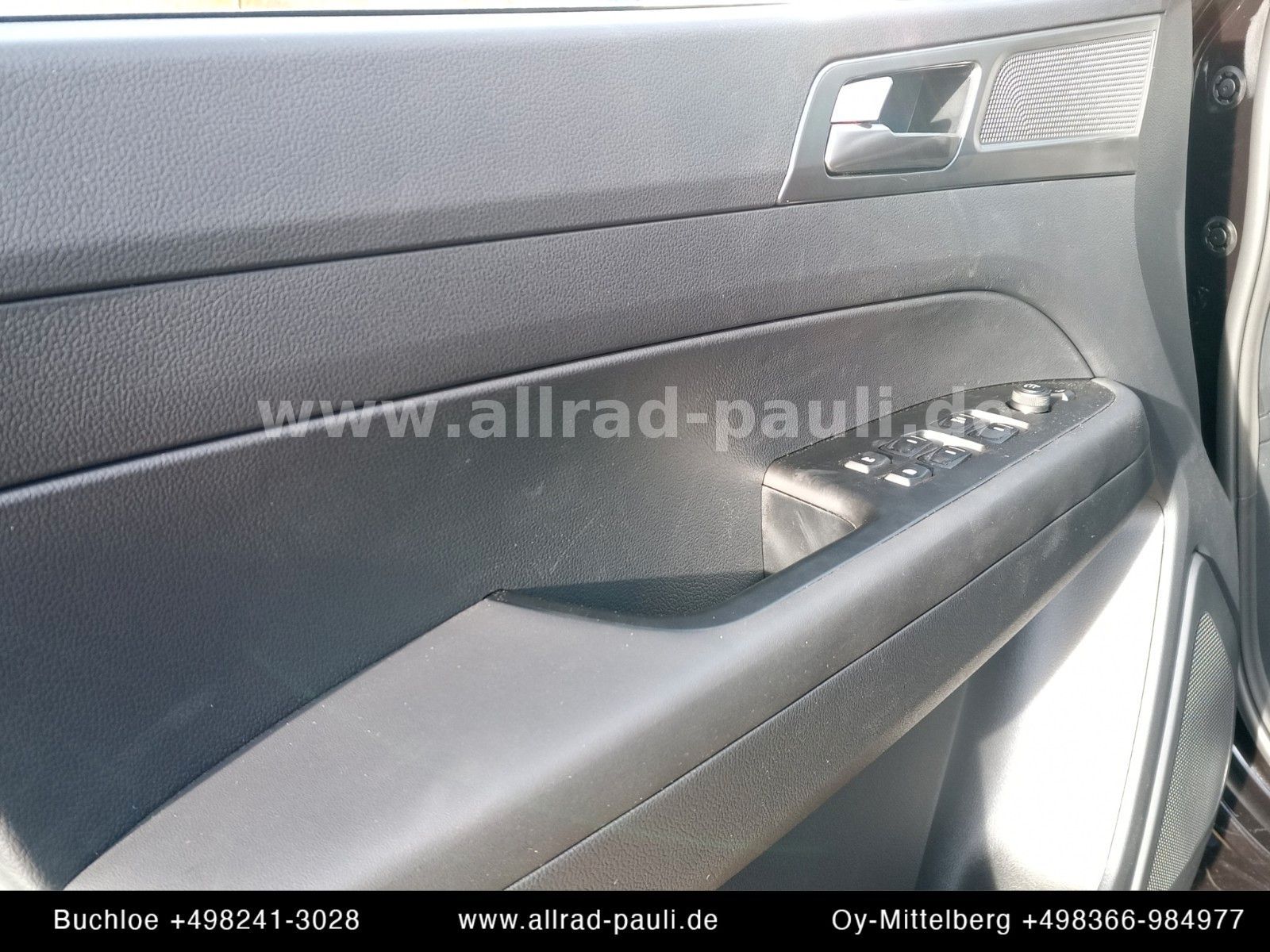 Kgm Musso Grand 2.2D Khan 4x4 | ROLLCOVER, TRITTBRE.