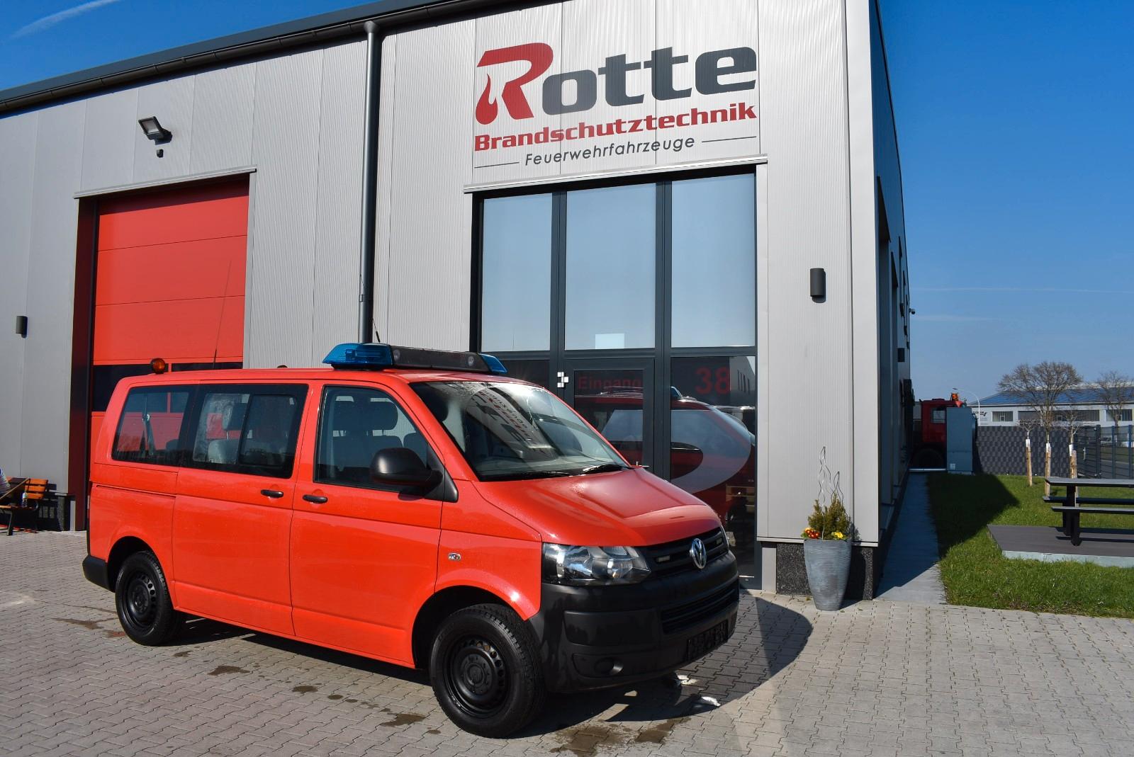 Volkswagen T5 Transporter 2.0 TDI Kombi