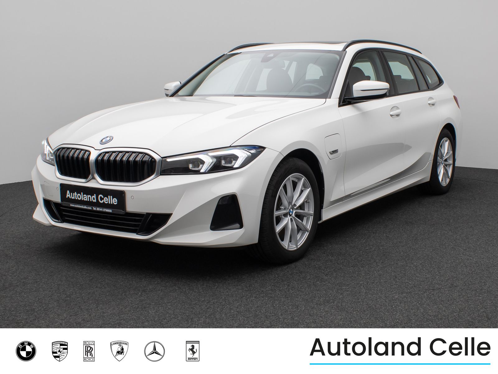 Fahrzeugabbildung BMW 330e xD Panorama DAB CockPit+ Widscr Sport Leder