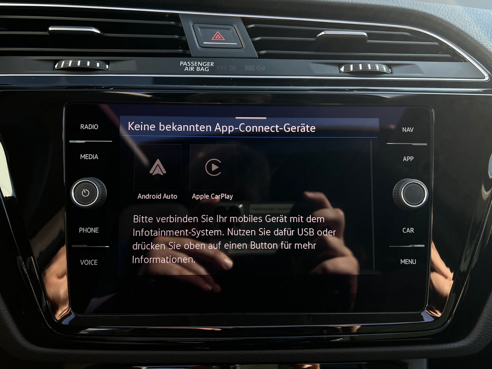 Fahrzeugabbildung Volkswagen Touran Highline 2.0 TDI DSG *AHK, LED, 7 Sitze,