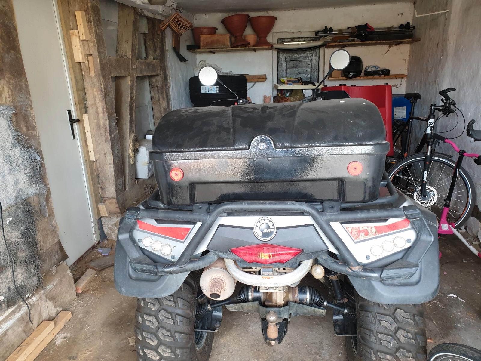 Can-Am  2011 — двигун 799 cm³
