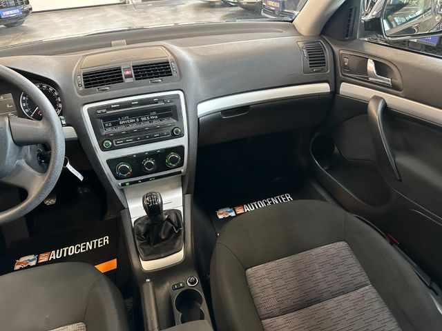MYAUTOCENTER – Gebraucht- und Jahreswagen mit Werkstattservice in Pfaffenhofen Skoda Octavia Combi Ambiente *Klima*TÜV NEU*