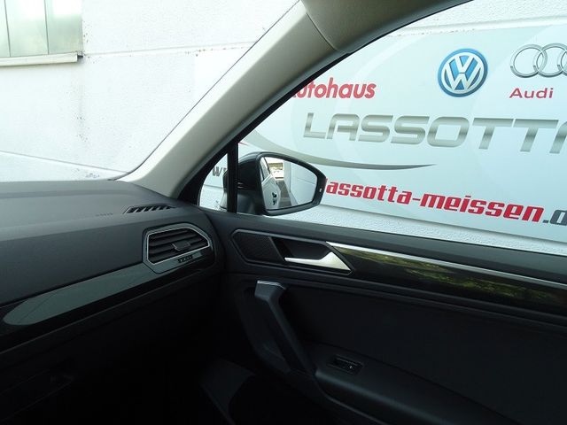 Tiguan 2.0 TDI DSG Elegance 4Motion / Matrix
