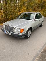 Mercedes-Benz E 200  - gebrauchte Mercedes-Benz E 200 aus dem Jahr 1993