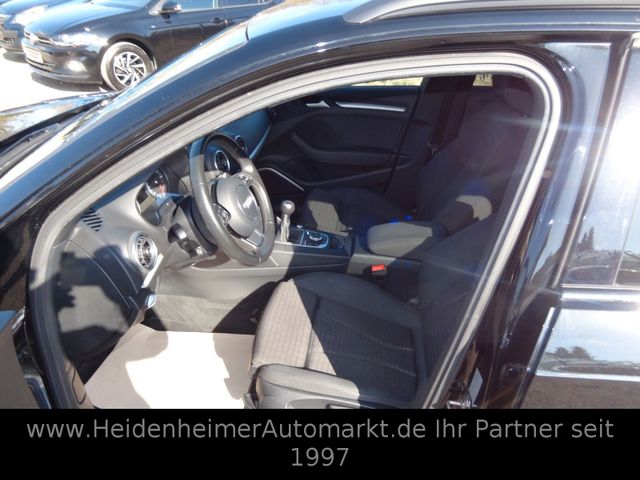 Fahrzeugabbildung Audi A3 SportbackAmbition/S-Line/Rotor/Xenon/B&O/Navi