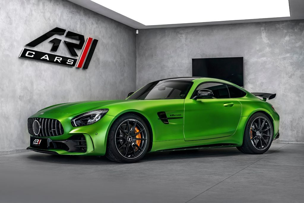 Mercedes-Benz AMG GT R