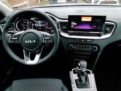 Fahrzeugabbildung Kia XCeed 1.6D Spirit+JBL+TEMPOMAT+NAVI+KAMERA+SHZ