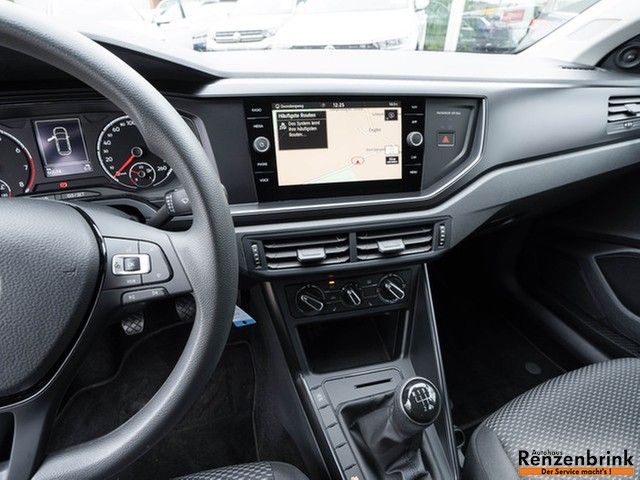 Polo Trendline Navi PDC Sitzhzg. Licht-Paket
