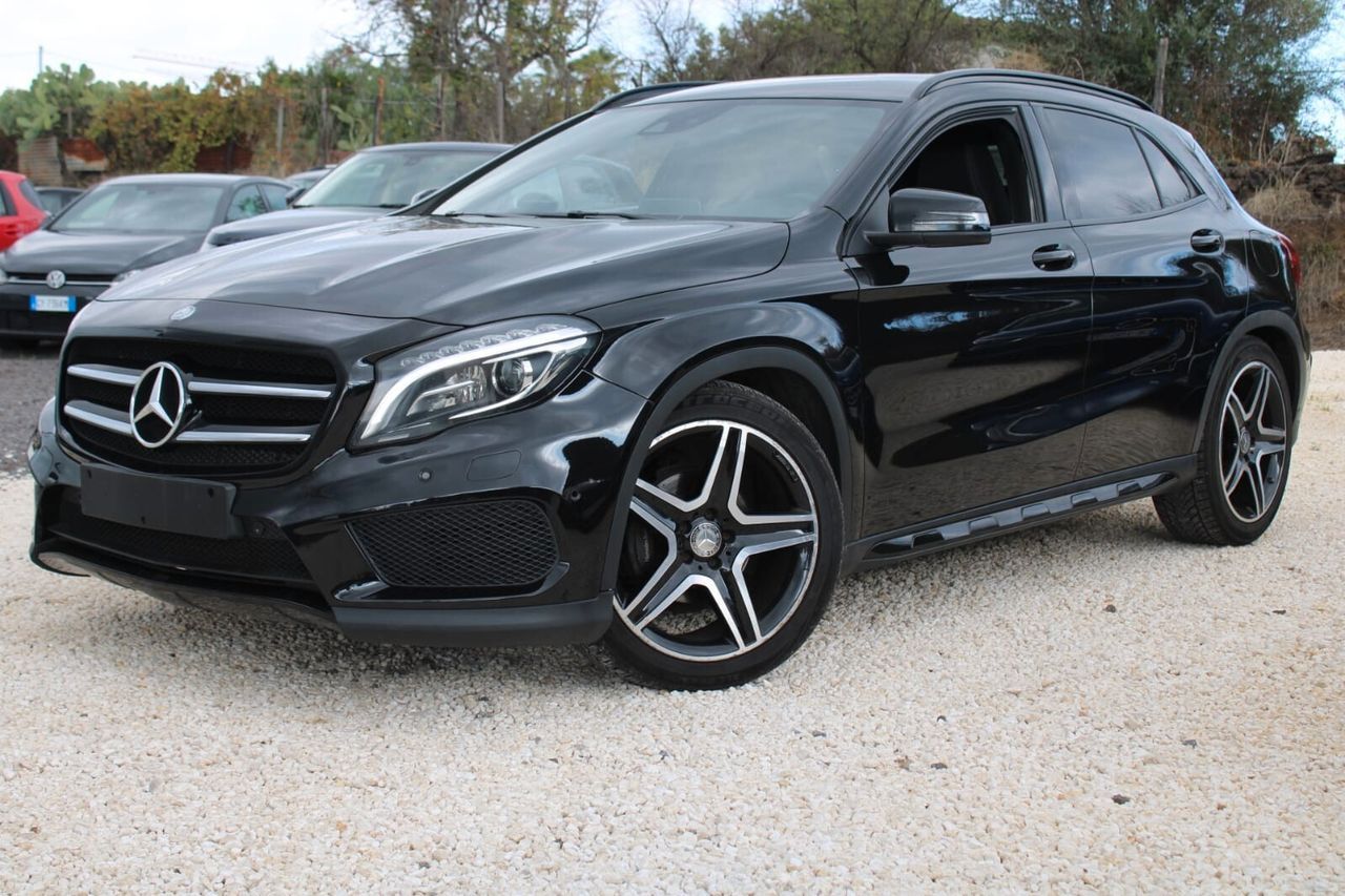 MERCEDES-BENZ Mercedes-benz GLA Tua A SOLI 196€ al mese Antici