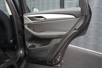 BMW X3 - 11