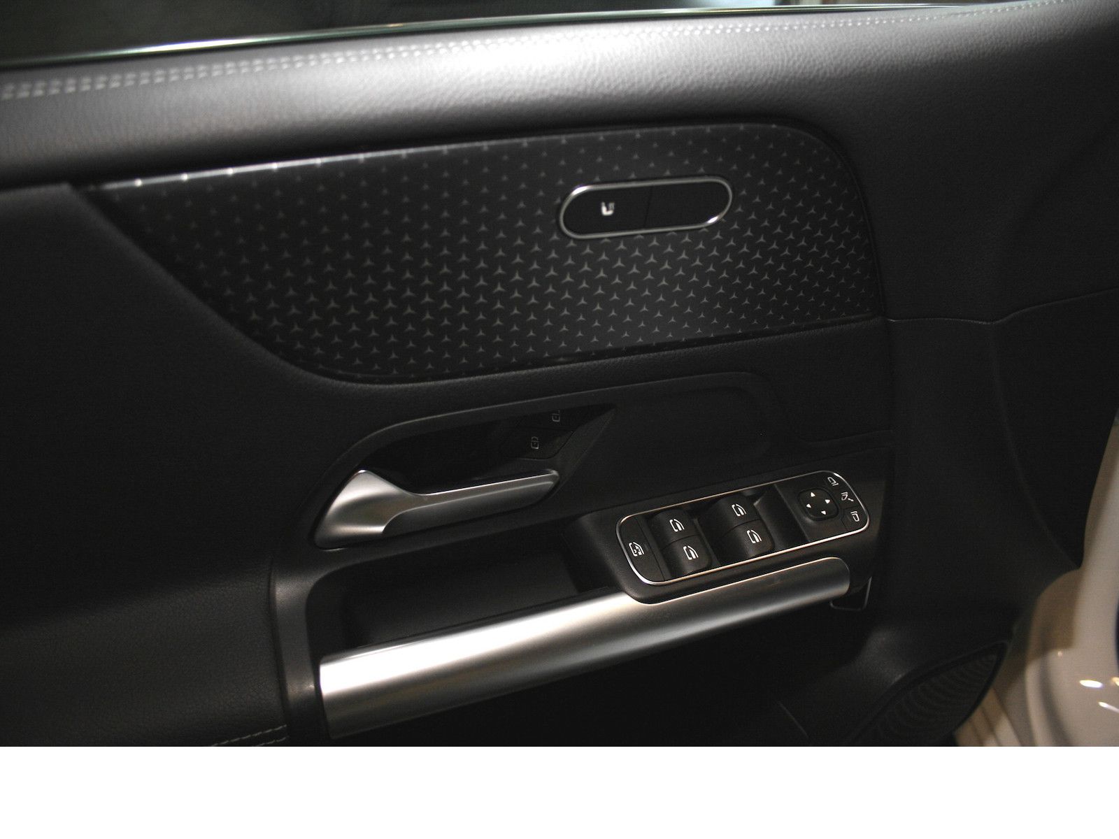 Fahrzeugabbildung Mercedes-Benz B 200 Progres. Advanced *Totwinkel*Winter-Paket*