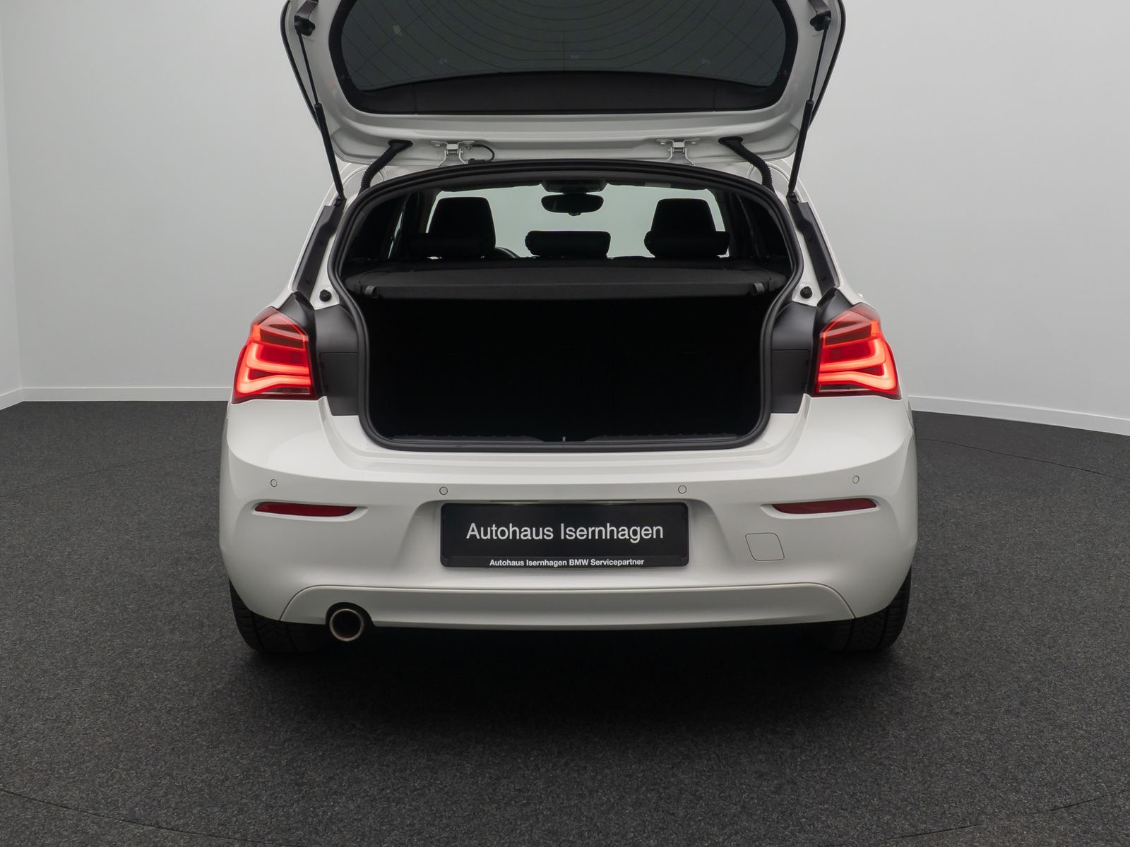 Fahrzeugabbildung BMW 118i FernlichtAs Komfort Ad.LED Tempomat KlimaAT