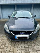 Volvo V40 D2 Momentum Momentum - gebrauchte Volvo V40 aus dem Jahr 2012